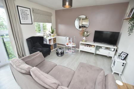 2 bedroom Apartment for sale in Barnsdale Close, Loughborough, LE11