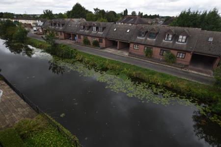 2 bedroom Apartment for sale in Barnsdale Close, Loughborough, LE11