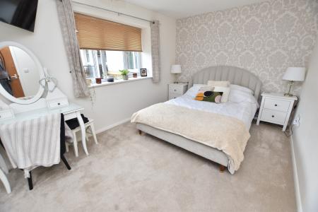 2 bedroom Apartment for sale in Barnsdale Close, Loughborough, LE11
