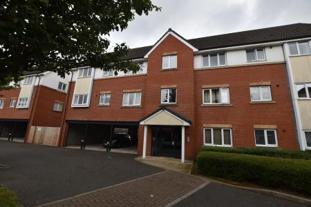 2 bedroom Apartment for sale in Barnsdale Close, Loughborough, LE11
