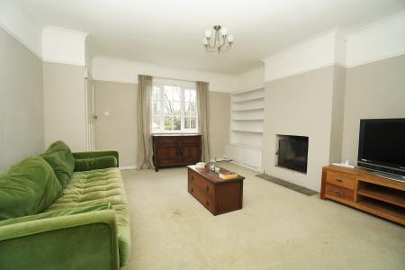 3 bedroom Semi-detached house for sale in Beacon Road, Loughborough, LE11