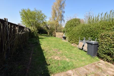 3 bedroom Semi-detached house for sale in Beacon Road, Loughborough, LE11