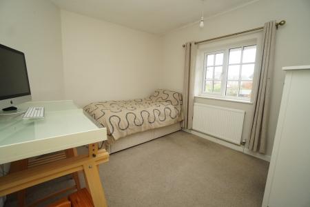 3 bedroom Semi-detached house for sale in Beacon Road, Loughborough, LE11