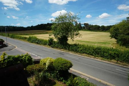 3 bedroom Semi-detached house for sale in Beacon Road, Woodhouse Eaves, LE12