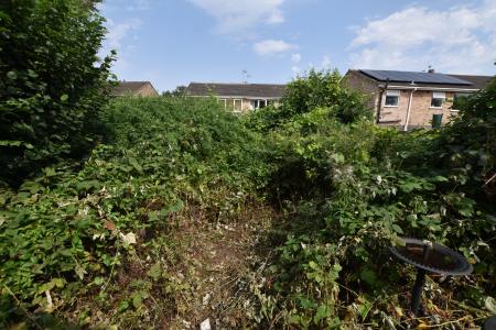 3 bedroom Detached house for sale in Beech Avenue, East Leake, LE12