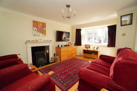 4 bedroom Detached house for sale in Blithfield Avenue, Loughborough, LE11