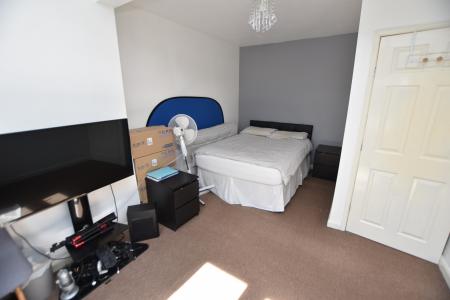 3 bedroom Semi-detached house for sale in Bottleacre Lane, Loughborough, LE11