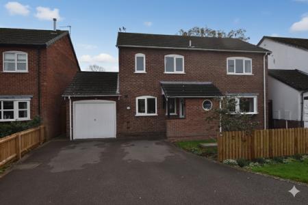 4 bedroom Detached house for sale in Butterley Drive, Loughborough, LE11