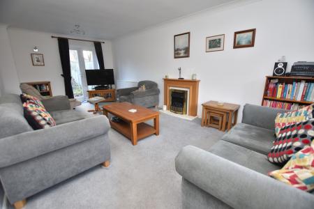 4 bedroom Detached house for sale in Butterley Drive, Loughborough, LE11