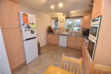 4 bedroom Detached house for sale in Butterley Drive, Loughborough, LE11