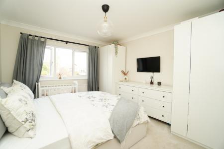 3 bedroom Semi-detached house for sale in Charnwood Avenue, Sutton Bonington, LE12