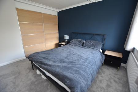 3 bedroom Semi-detached house for sale in Charnwood Fields, Sutton Bonington, LE12