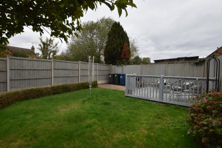 3 bedroom Semi-detached house for sale in Charnwood Fields, Sutton Bonington, LE12