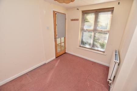 4 bedroom Detached house for sale in Crosswood Close, Loughborough, LE11