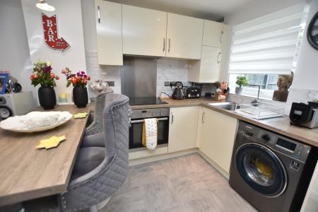 2 bedroom Town house for sale in Cumbrian Way, Shepshed, LE12