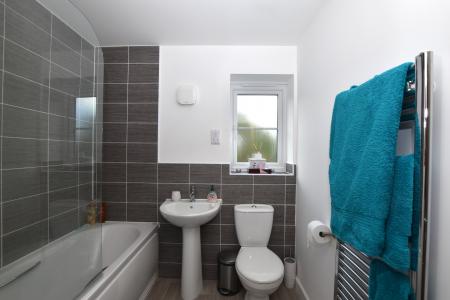 3 bedroom Semi-detached house for sale in Darby Close, Barrow upon Soar, LE12