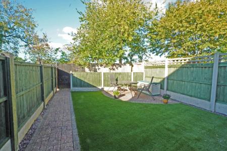 3 bedroom Town house for sale in De Ferrers Close, East Leake, LE12