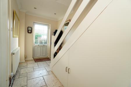3 bedroom Town house for sale in De Ferrers Close, East Leake, LE12