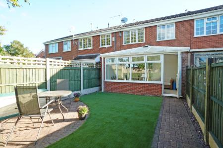 3 bedroom Town house for sale in De Ferrers Close, East Leake, LE12