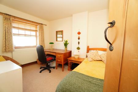 5 bedroom Cottage for sale in East Street, Gotham, NG11