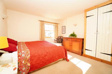 5 bedroom Cottage for sale in East Street, Gotham, NG11