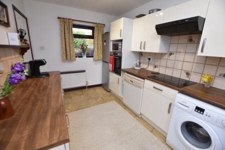 3 bedroom Bungalow for sale in Forsyth Close, Loughborough, LE11