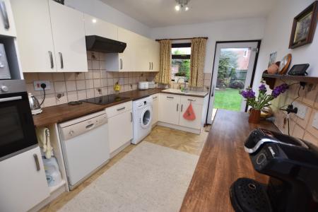 3 bedroom Bungalow for sale in Forsyth Close, Loughborough, LE11