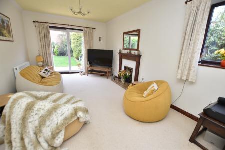 3 bedroom Bungalow for sale in Forsyth Close, Loughborough, LE11