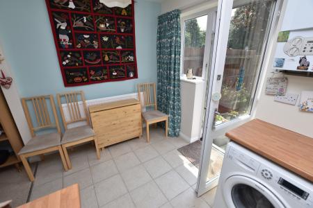 2 bedroom Town house for sale in Fox Covert, Loughborough, LE11