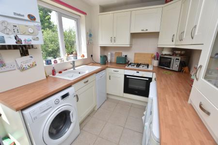 2 bedroom Town house for sale in Fox Covert, Loughborough, LE11