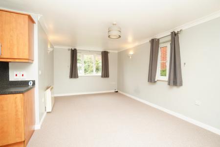 2 bedroom Apartment for sale in Goods Yard Close, Loughborough, LE11