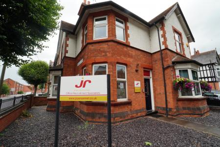 4 bedroom Commercial Property for sale in Granby Street, Loughborough, LE11