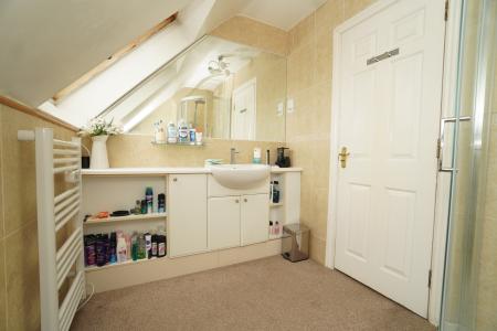 3 bedroom Semi-detached house for sale in Harlequin Road, Sileby, LE12