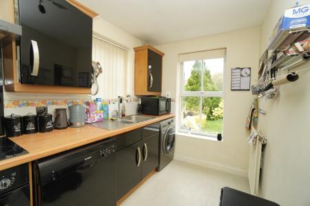 3 bedroom Semi-detached house for sale in Harlequin Road, Sileby, LE12