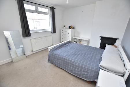 2 bedroom Semi-detached house for sale in Judges Street, Loughborough, LE11