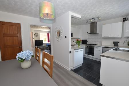 2 bedroom Semi-detached house for sale in Juniper Way, Loughborough, LE11