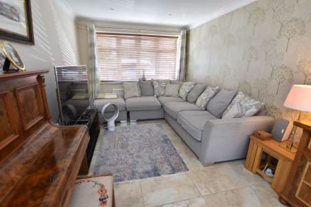 3 bedroom Detached house for sale in Knightthorpe Road, Loughborough, LE11