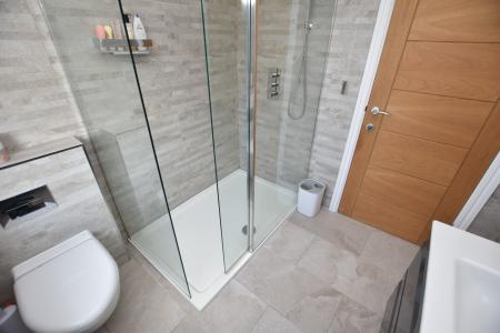 3 bedroom Detached house for sale in Knightthorpe Road, Loughborough, LE11