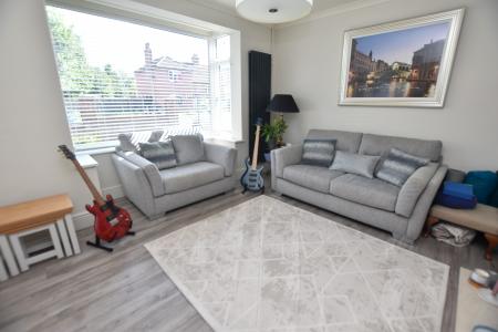 3 bedroom Detached house for sale in Knightthorpe Road, Loughborough, LE11