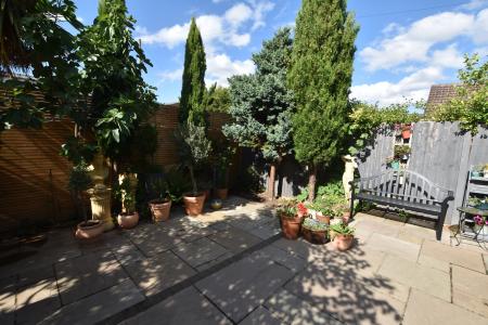 3 bedroom Detached house for sale in Knightthorpe Road, Loughborough, LE11