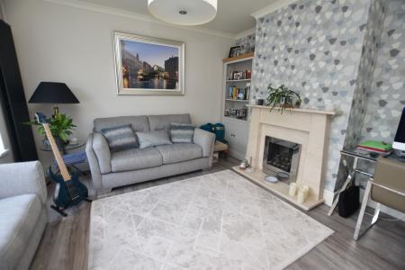 3 bedroom Detached house for sale in Knightthorpe Road, Loughborough, LE11