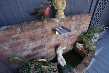 3 bedroom Detached house for sale in Knightthorpe Road, Loughborough, LE11