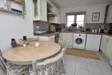 3 bedroom Semi-detached house for sale in Knox Road, Loughborough, LE11