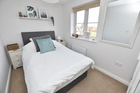 3 bedroom Semi-detached house for sale in Knox Road, Loughborough, LE11