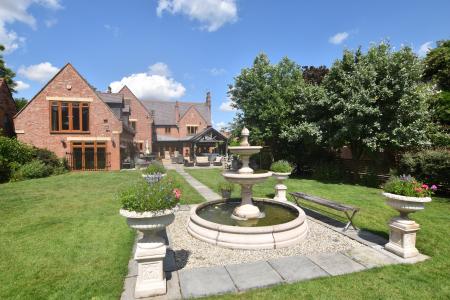 7 bedroom Detached house for sale in Main Street, Long Whatton, LE12