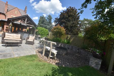 7 bedroom Detached house for sale in Main Street, Long Whatton, LE12