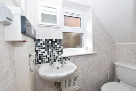 3 bedroom Detached house for sale in Mayfield Drive, Loughborough, LE11