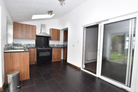 3 bedroom Detached house for sale in Mayfield Drive, Loughborough, LE11