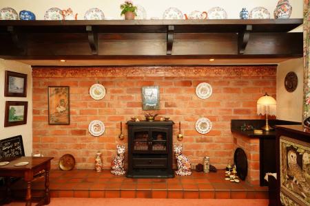 2 bedroom Cottage for sale in Meadow Lane, Loughborough, LE11