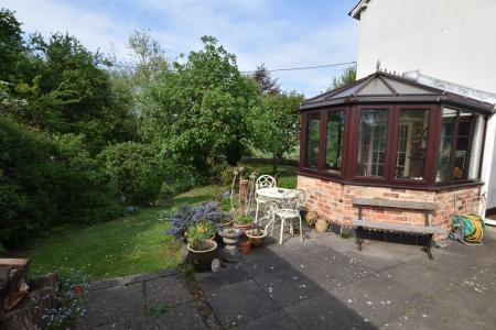 4 bedroom Detached house for sale in Nottingham Road, Cotes, LE12